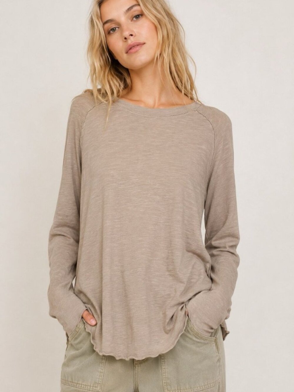 We The Free Waffle Knit Shirt Tunic Top Sz XS Oversized Thumbholes Tan Color N2